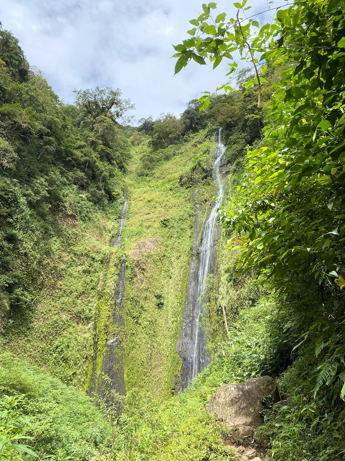 Hiking to San Ramos Waterfall